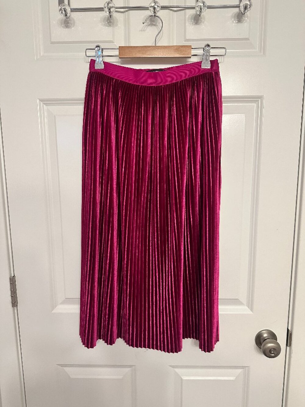 Zara Trafaluc Fuchsia Velvet Pleated Midi Skirt Size XS